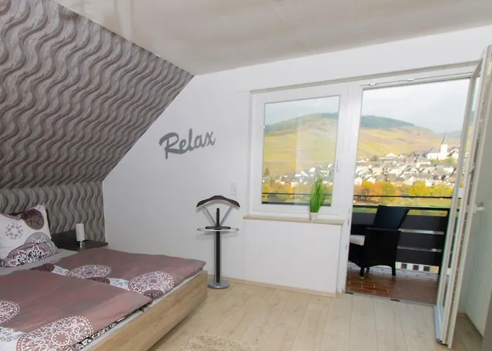 T. Muellers | Nr. 2 Kövenig