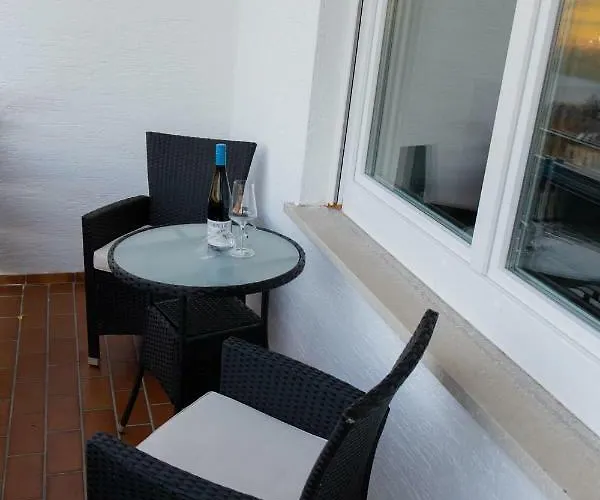 T. Muellers | Nr. 2 * Kövenig